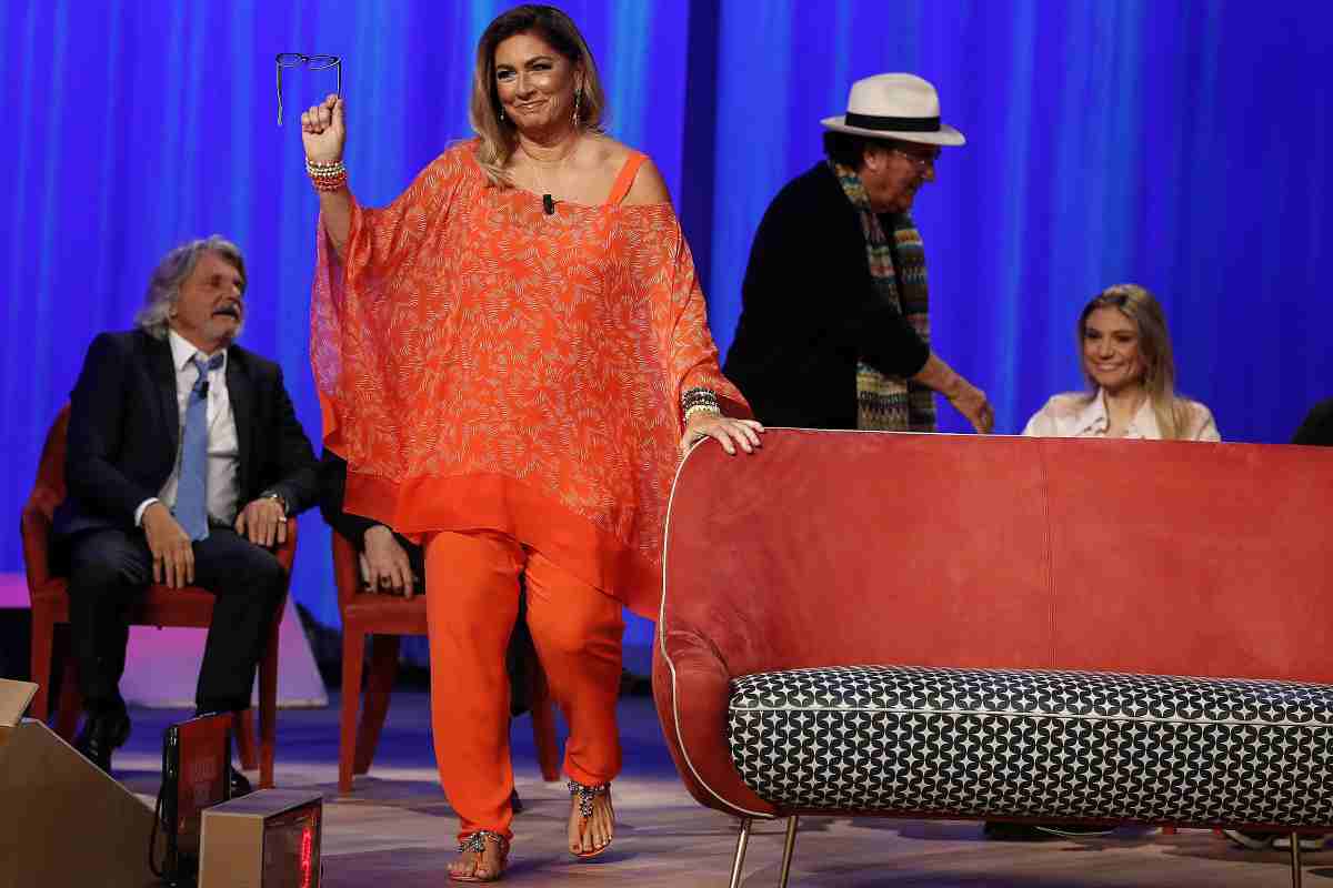 Romina Power tuniche larghe e scarpe basse: il perchè