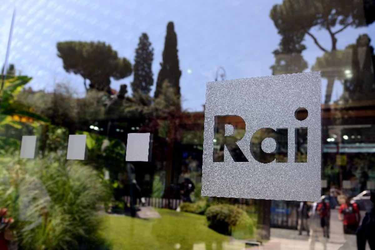 La conduttrice Rai finalmente si sposa, annuncio in diretta